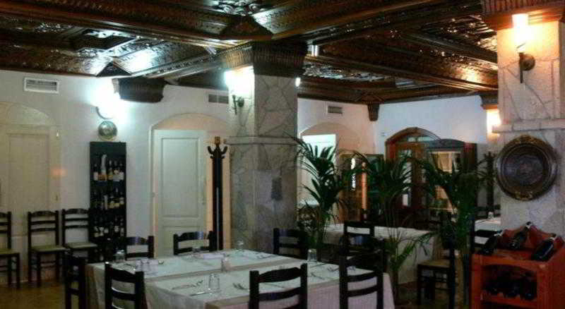 Rapsodia Hotel 2*